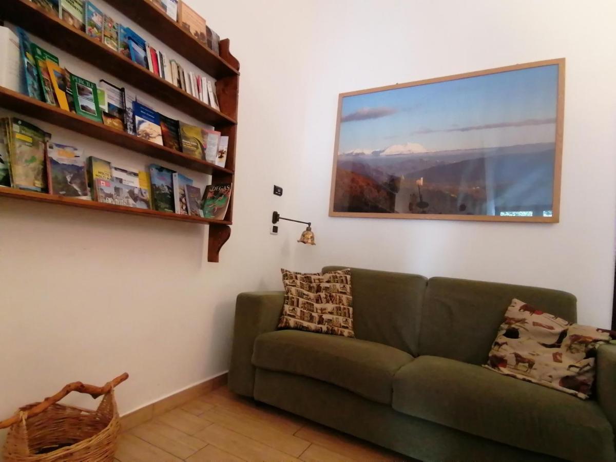 Il Sorriso Apartment Orvinio Bagian luar foto