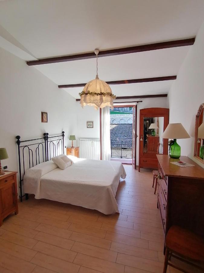Il Sorriso Apartment Orvinio Bagian luar foto